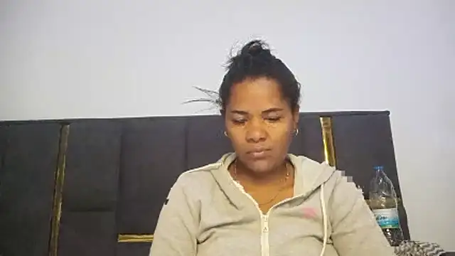 aleixane online show from June 18, 2:22 pm
