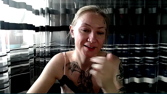 cold lollipop online show from November 15, 8:04 am