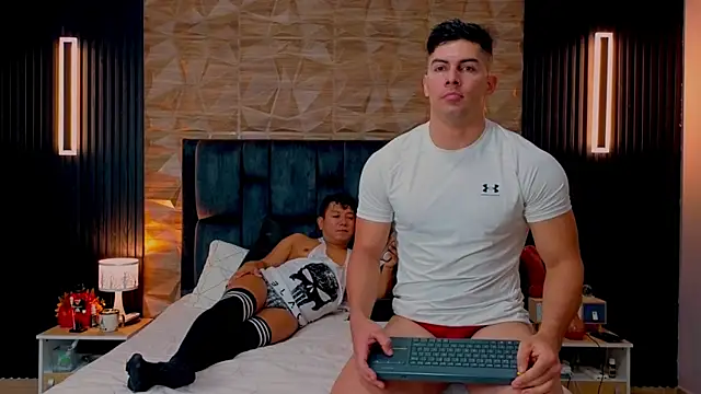 FelipeAndMarcello3 online show from September 26, 3:20 pm