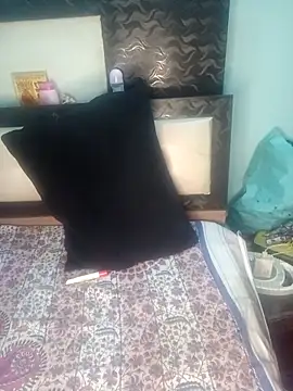 Sweet-Berry online show from October 7, 5:17 pm