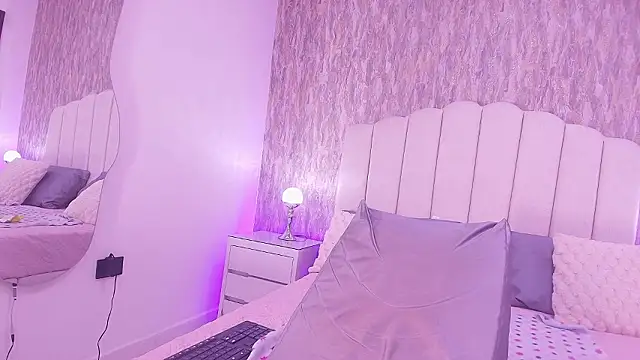 raven lilith  online show from February 14, 3:08 am