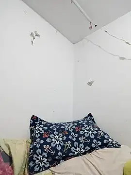 karlythothxh online show from April 1, 8:48 am