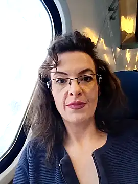 RebeccaNoble online show from February 18, 5:39 am