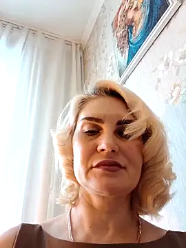 JennyOMay online show from February 12, 4:25 am