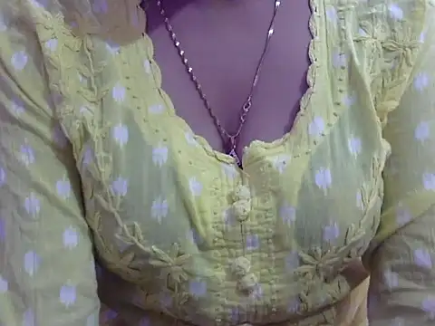 Your wild Dia online show from October 29, 5:34 am