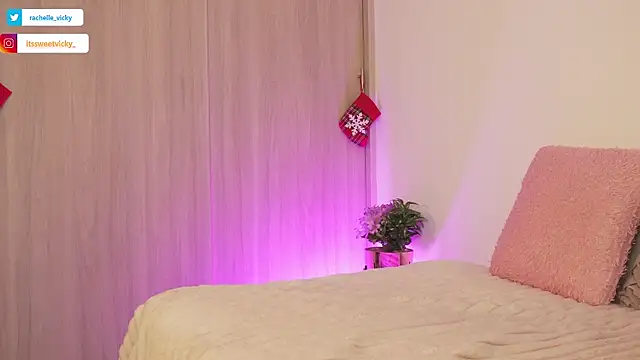 vicky rachell online show from December 22, 4:32 pm