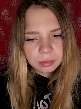 Zuli Kiska online show from November 19, 7:19 am