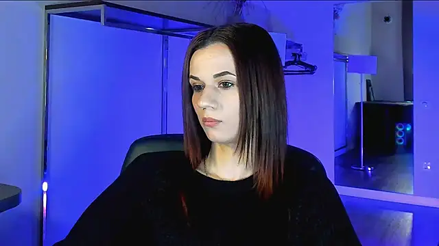 ItsAlisia online show from February 8, 6:39 am