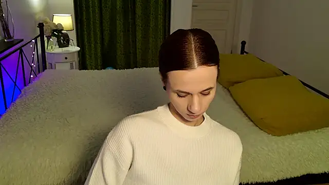 ItsAlisia online show from November 10, 6:41 am