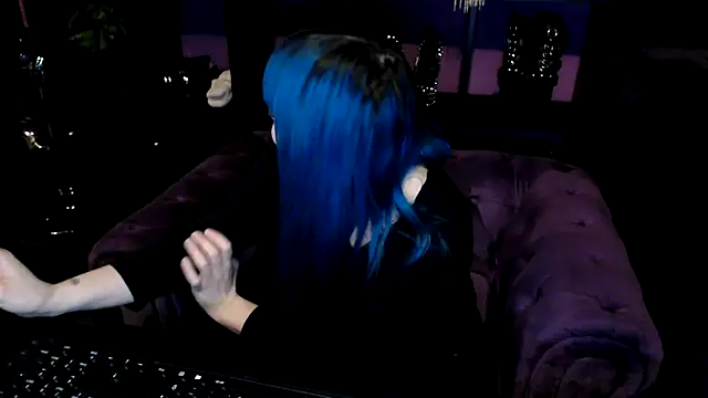 beauty-of-pain online show from January 5, 6:44 pm