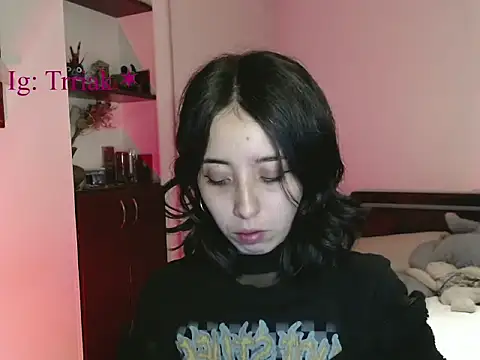 babyluna 8 8 online show from April 29, 3:43 am