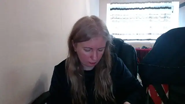 PeterAndJen online show from March 31, 9:20 am