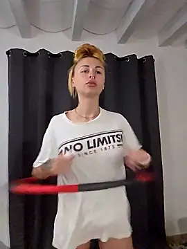 kylie blck online show from April 16, 5:19 am