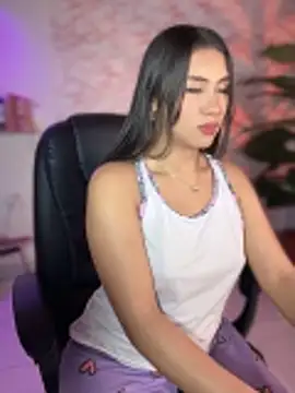 Soy Daniela online show from November 22, 3:20 am