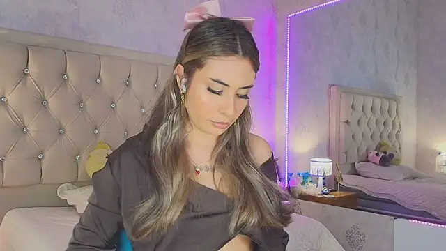 nini love01 online show from February 17, 4:12 am