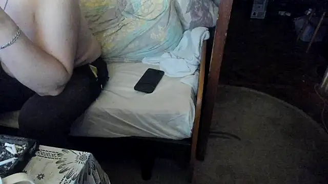 CheekyAnnGes online show from October 14, 7:27 pm