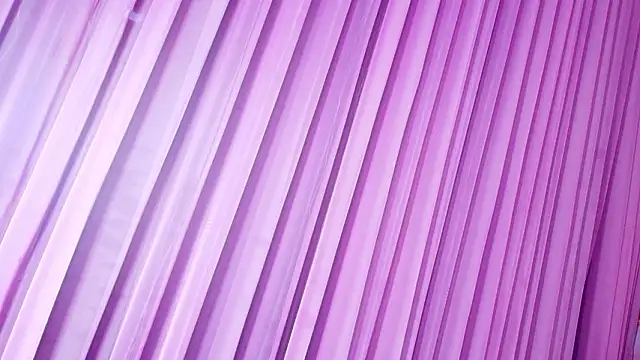 sofi decker online show from March 31, 3:28 am