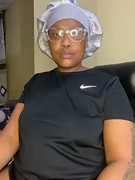 BADFATASS85 online show from September 12, 10:06 pm