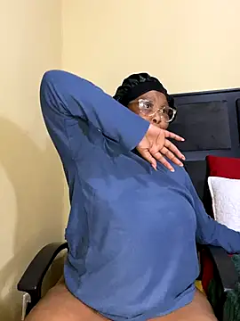 BADFATASS85 online show from September 29, 11:21 pm