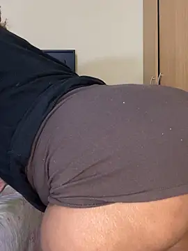 BADFATASS85 online show from April 5, 11:26 pm