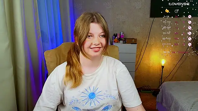 Vivian cutie online show from September 14, 4:05 pm