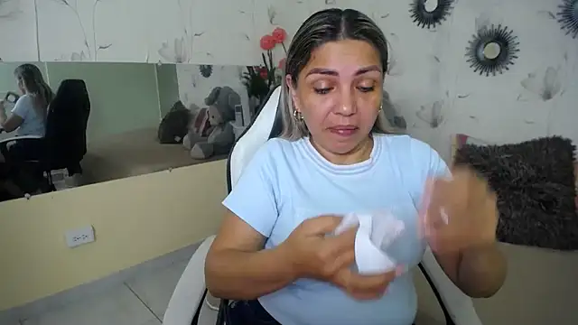 cum bigass online show from December 14, 12:22 pm