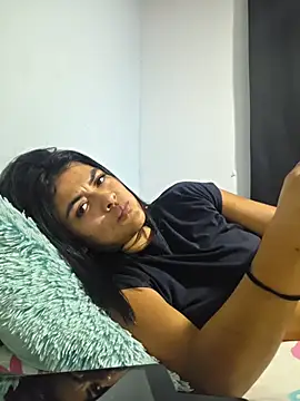 Hannah-grace online show from November 9, 9:38 am