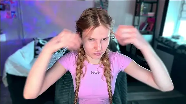 Chanel Gill online show from February 22, 11:00 am