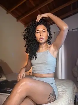 GabriSaenz online show from October 21, 2:10 pm