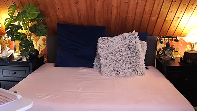 TessaWinter online show from November 22, 11:13 am