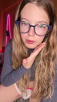 -veranito- online show from February 26, 3:05 am