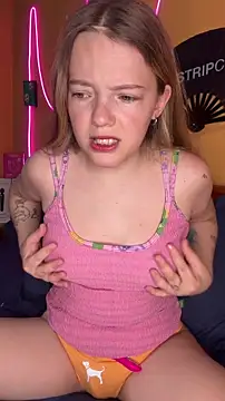 -veranito- online show from January 15, 3:12 am