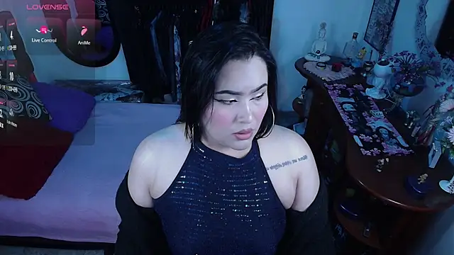 lufek23 online show from March 18, 5:07 pm