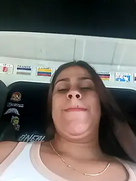 Latina sexy1 online show from January 8, 9:30 pm