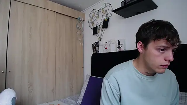 Santiago kiler online show from October 15, 5:59 pm