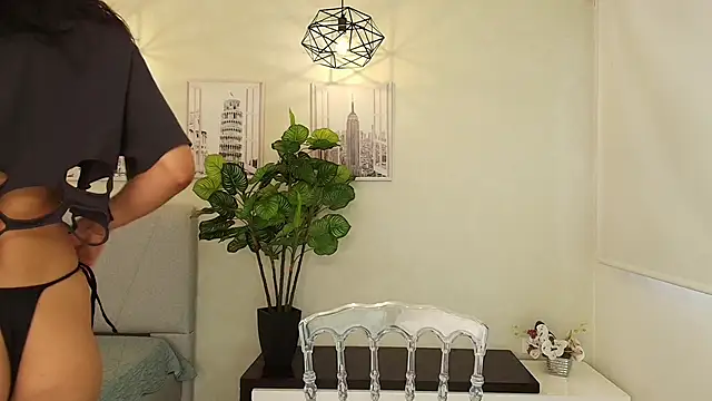 Sassy--Girl online show from October 4, 6:34 pm