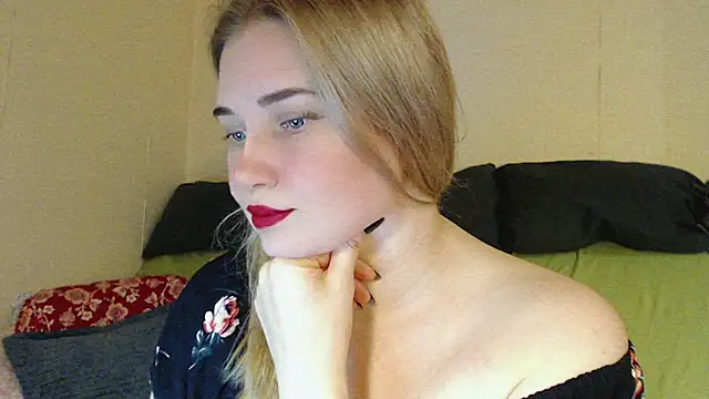 mmmPinUpGirl online show from October 25, 5:42 pm