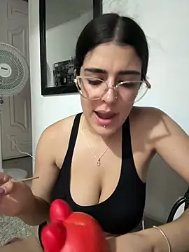  Niah  online show from September 27, 12:40 am