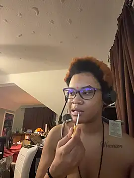 nickytheehawtie online show from March 1, 8:36 am