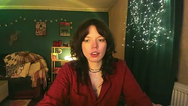 ClancyMorissey online show from April 10, 8:15 pm