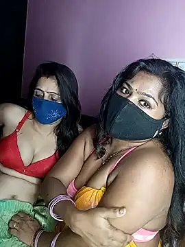 cutee  crazy online show from October 6, 6:02 pm