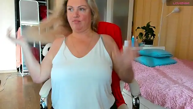 PamHardFuck online show from June 26, 1:01 pm