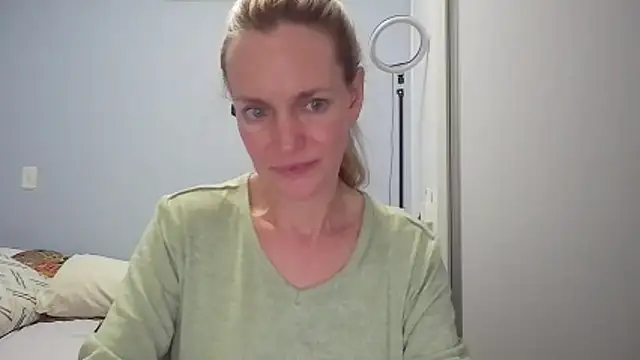 Annylove1 online show from March 8, 12:29 am