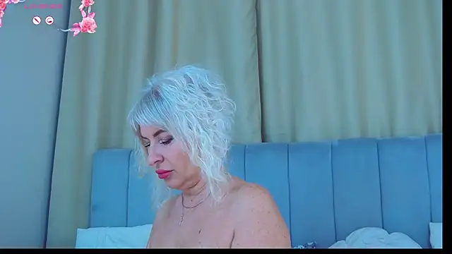 Barbie Blond  online show from October 11, 6:18 am