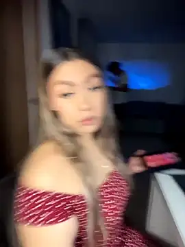 Im sophiie online show from February 17, 6:56 am