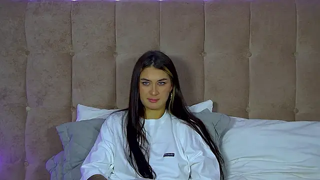 RachelSimpson online show from November 14, 7:03 pm