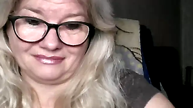 Diana 49 online show from February 2, 8:02 am