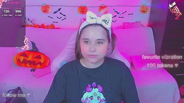 Lolisuccub online show from October 16, 7:49 pm