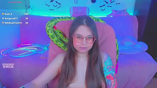 Lolisuccub online show from June 2, 6:31 pm