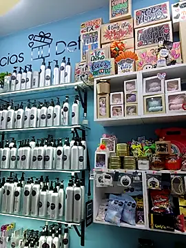 LunaZambrano online show from September 23, 7:45 pm